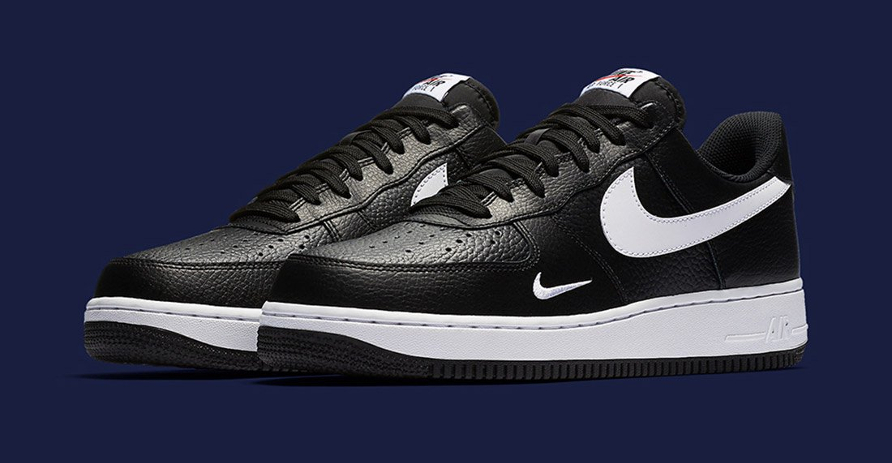 Nike Air Force 1 Mini Swoosh Black