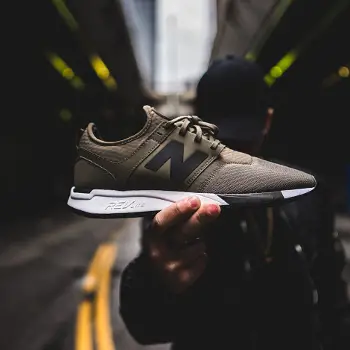 New Balance 247