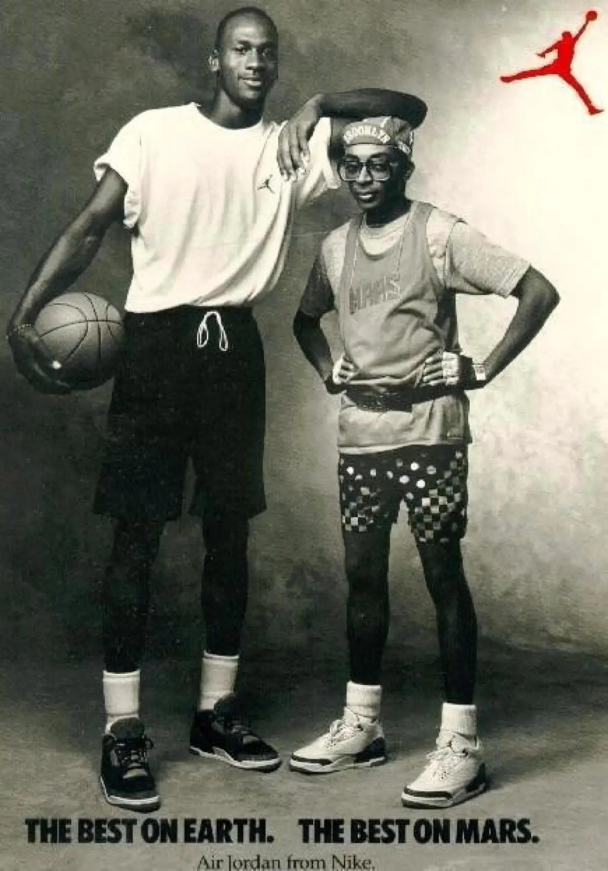 Affiche publicitaire avec Michael Jordan et Spike Lee pour la Air Jordan III