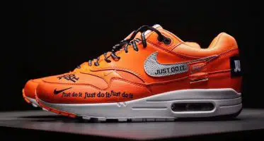 Nike Air Max 1 "Just Do It" orange