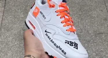 Nike Air Max 1 "Just Do It" blanche