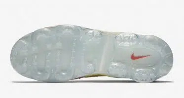 Nike Air VaporMax Plus Rainbow