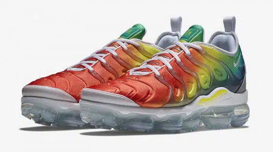 Nike Air VaporMax Plus Rainbow
