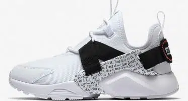 Nike Huarache City Low « Just Do It » blanche