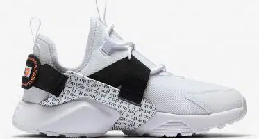 Nike Huarache City Low « Just Do It » blanche
