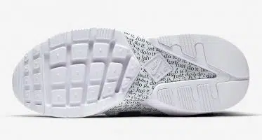 Nike Huarache City Low « Just Do It » blanche