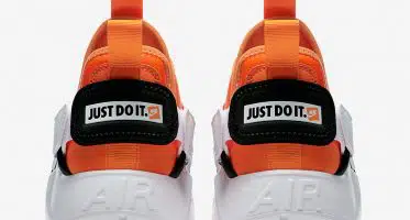 Nike Huarache City Low « Just Do It » orange