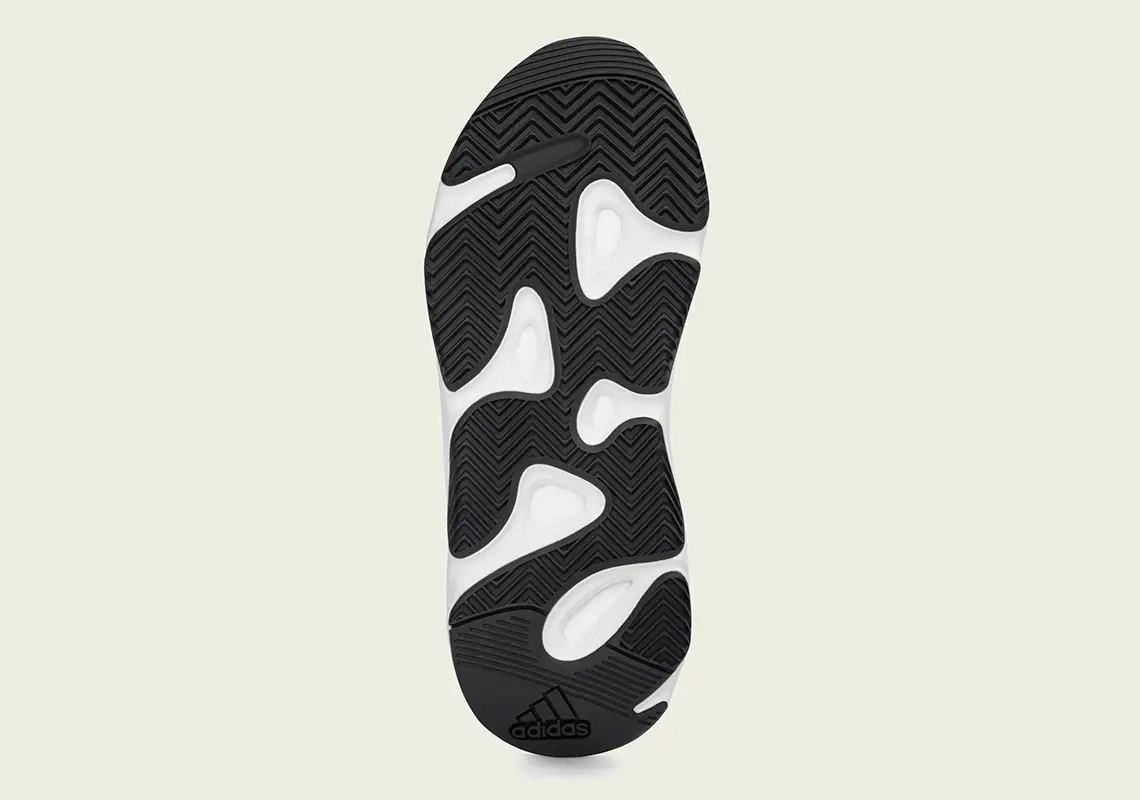 adidas Yeezy Boost 700 (Yeezy Wave Runner)