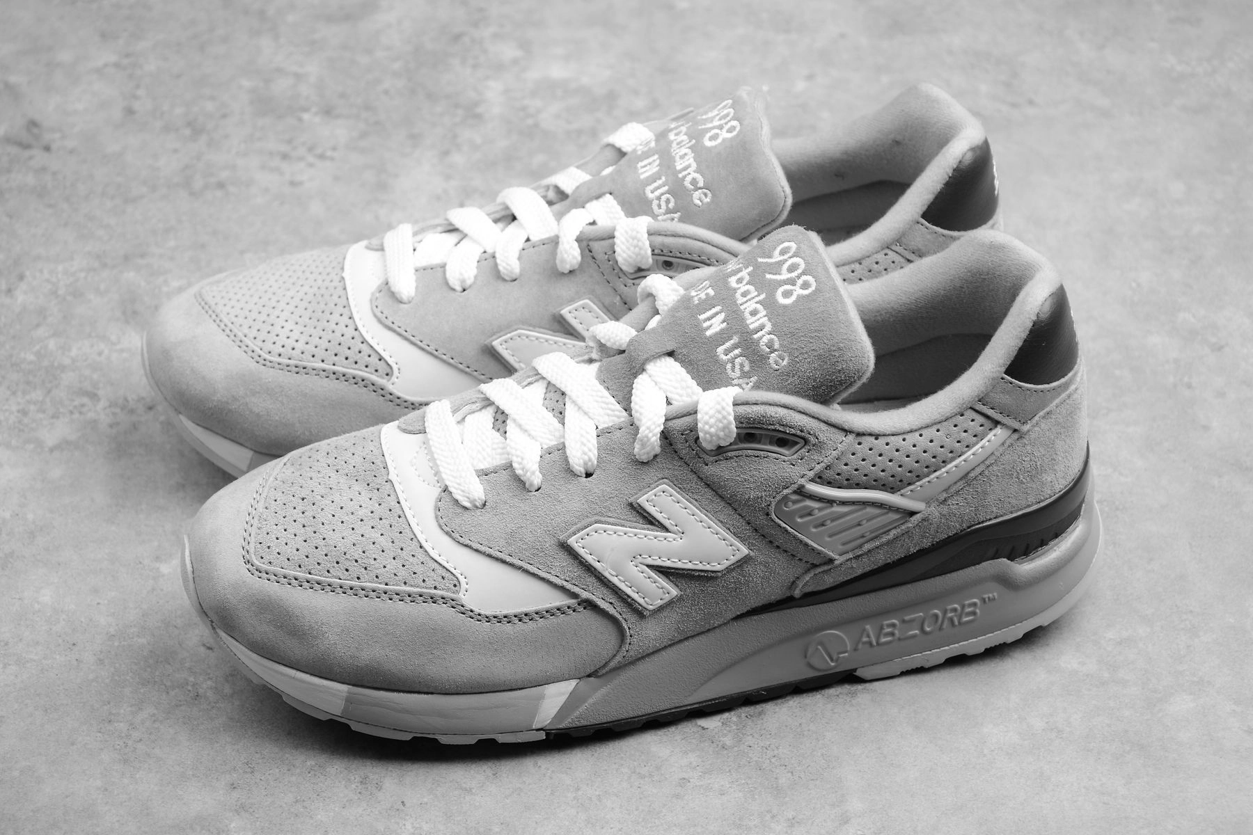 New Balance 998