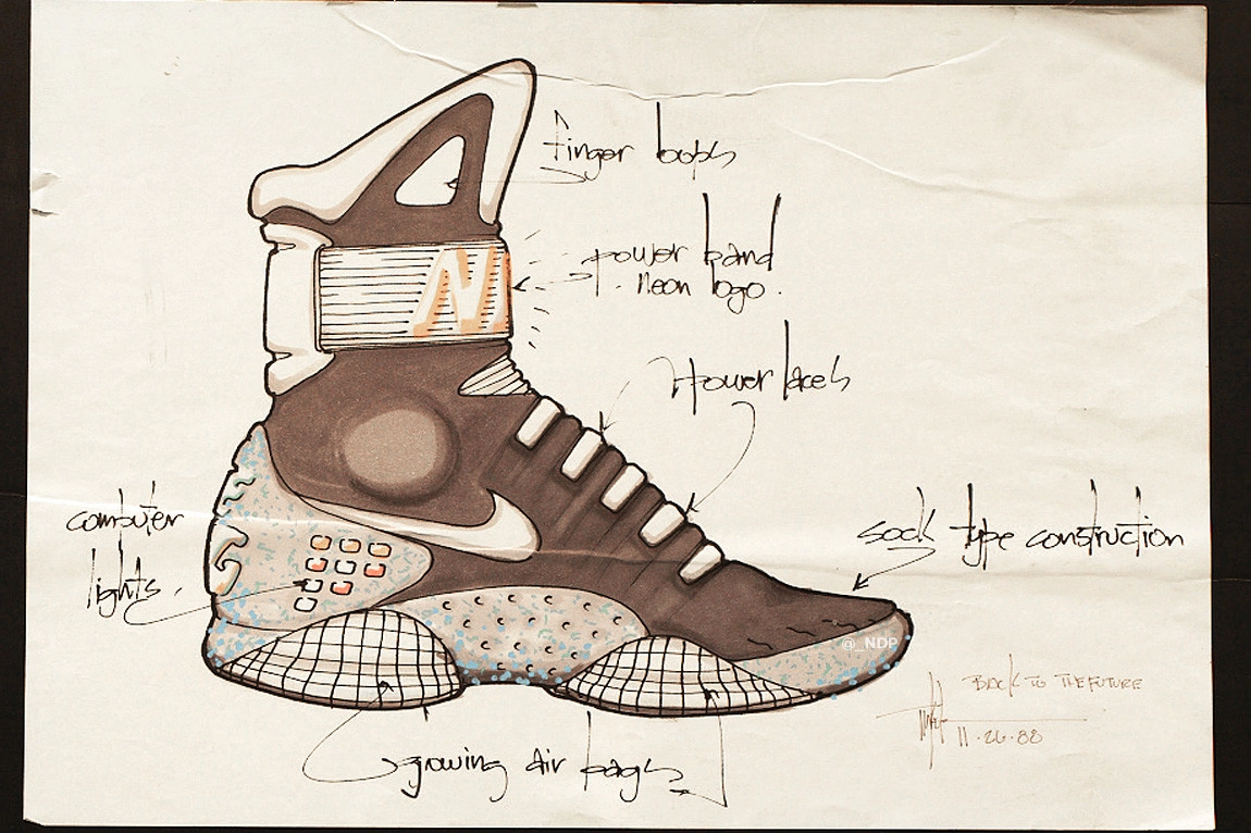 L'un des nombreux croquis de la Nike Air Mag réalisés par Tinker Hatfield L'un des nombreux croquis de la Nike Air Mag réalisés par Tinker Hatfield