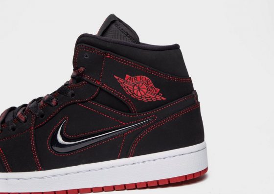 Air Jordan 1 Mid ââFearlessââ - Sneaker Style