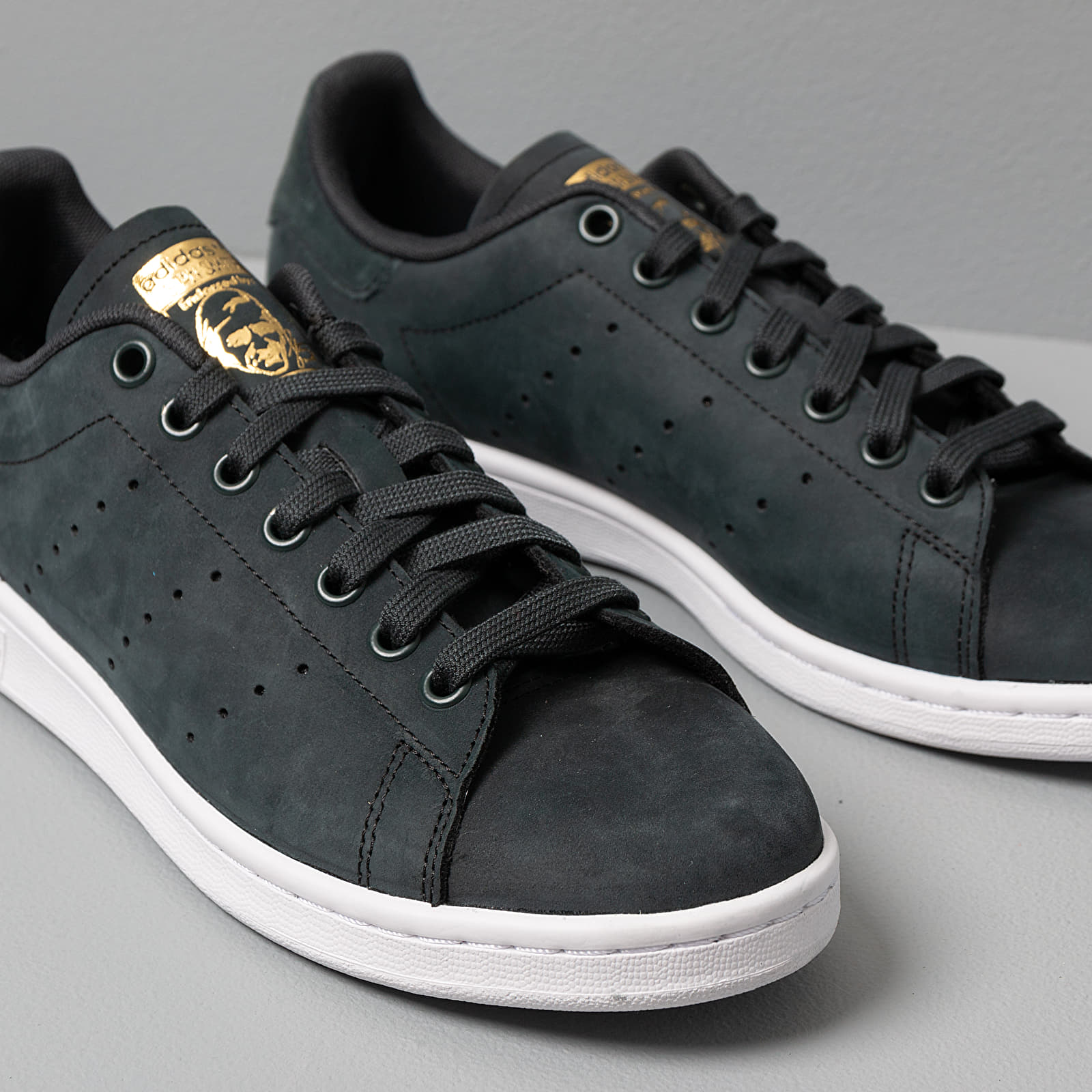 adidas Stan Smith W ‘’Core Black’’ | Sneaker Style