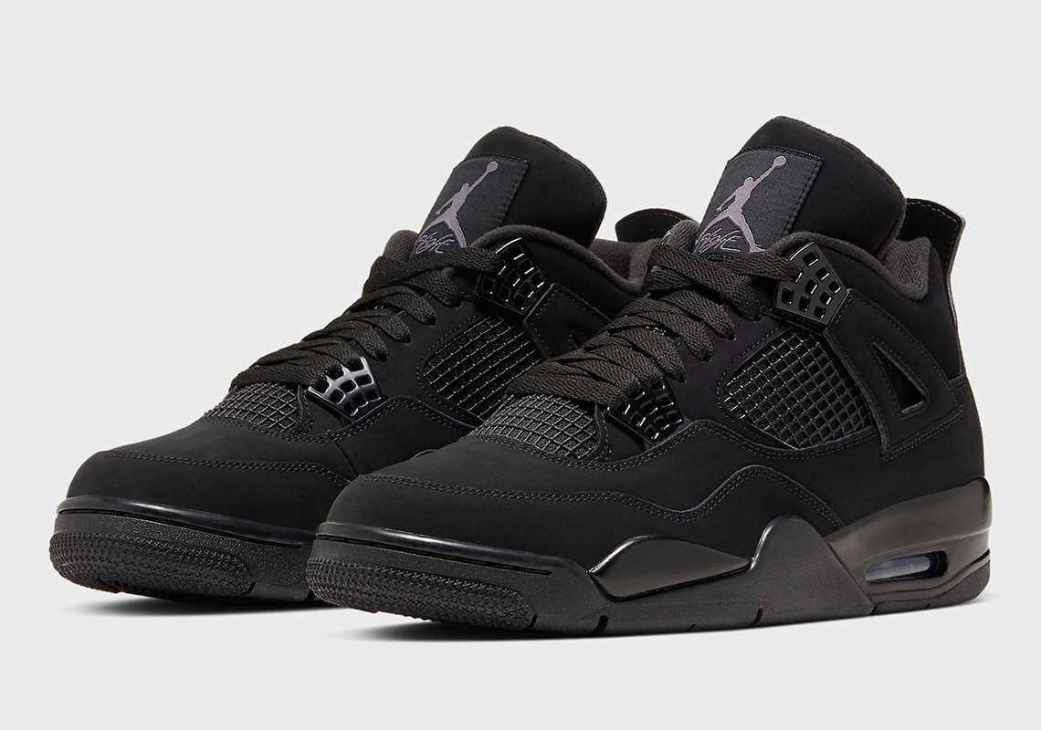 Air Jordan 4 ‘’Black Cat’’