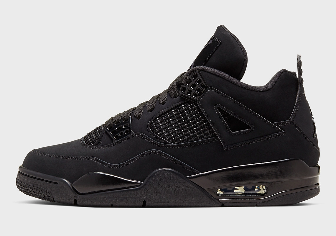Air Jordan 4 ‘’Black Cat’’