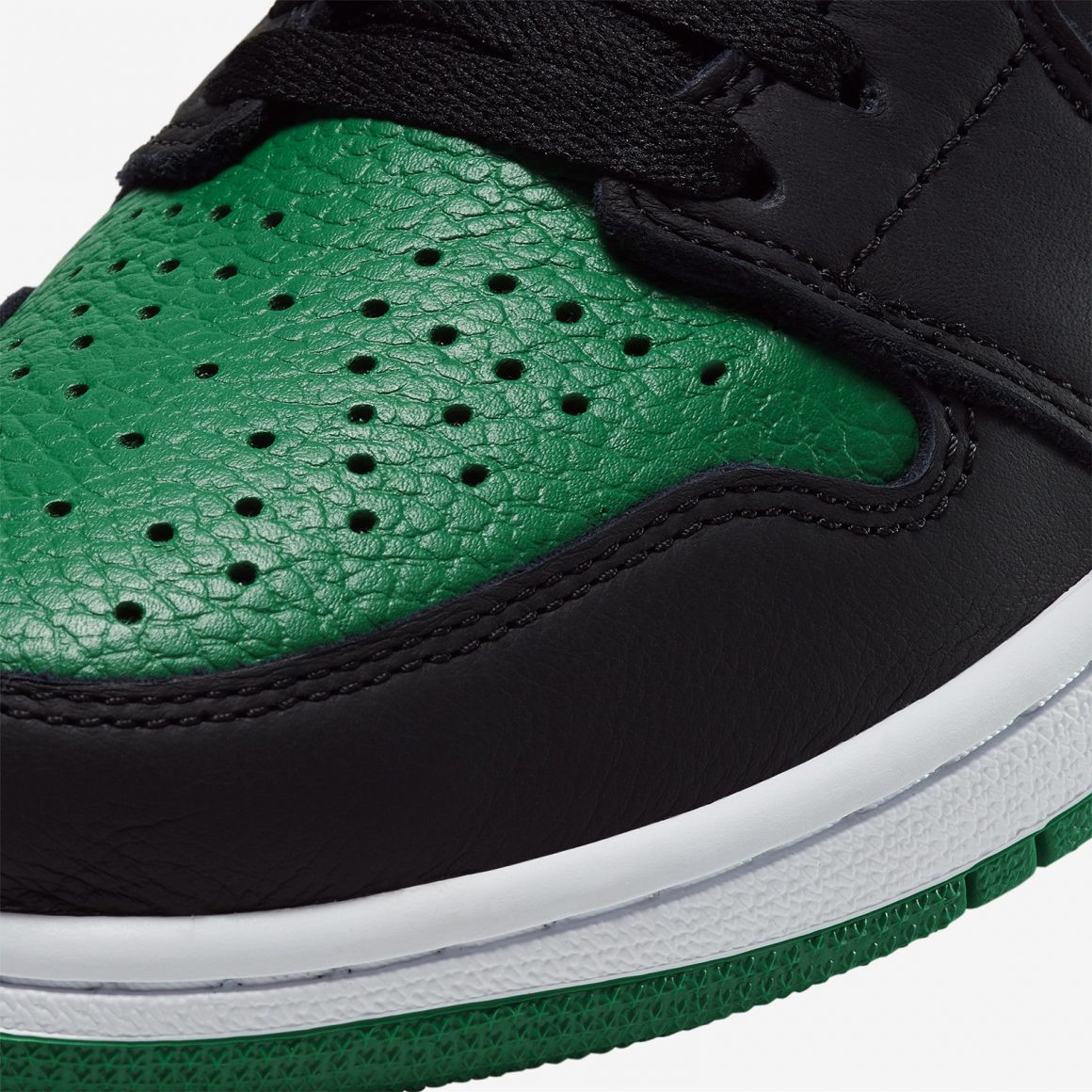 Air Jordan 1 Retro High OG ‘’Pine Green’’