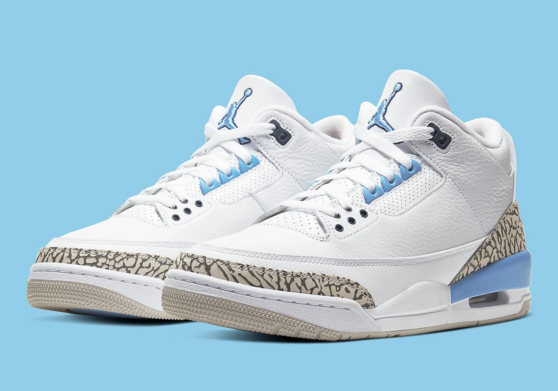 Air Jordan 3 “UNC”
