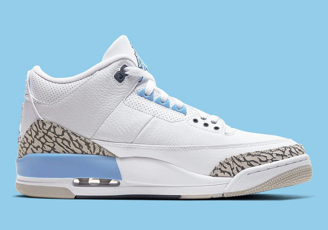 Air Jordan 3 “UNC”