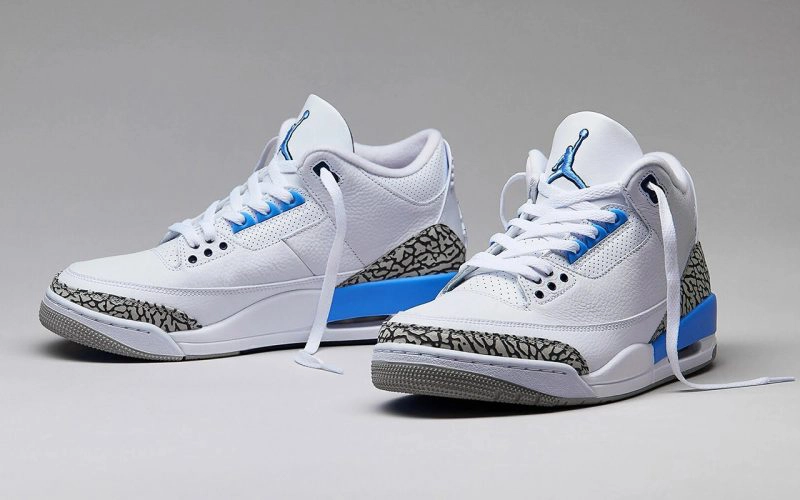 Air Jordan 3 “UNC”