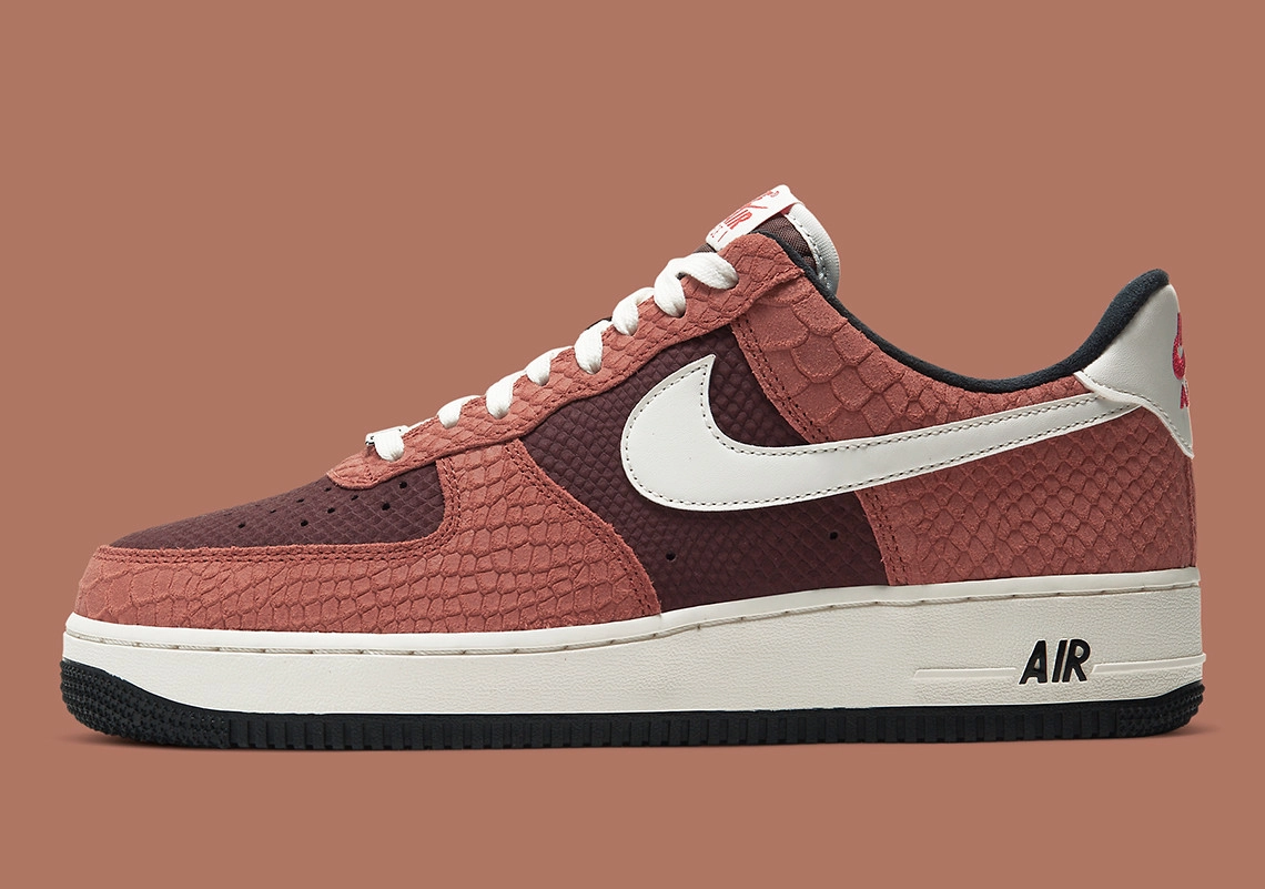 Nike Air Force 1 PRM ‘’Red Bark’’ - CV5567-200