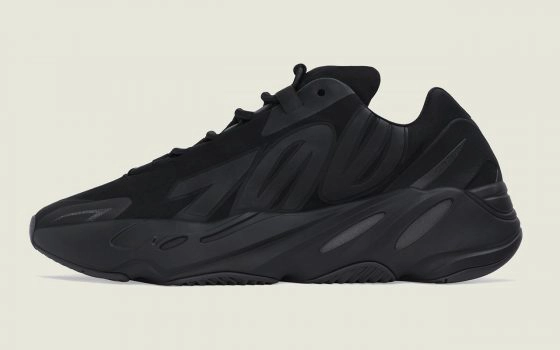 adidas Yeezy Boost 700 MNVN ‘’Triple Black’’ - FV4440