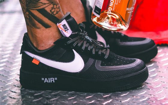 Off-White x Nike Air Force 1 ‘’Black’’ - AO4606-001