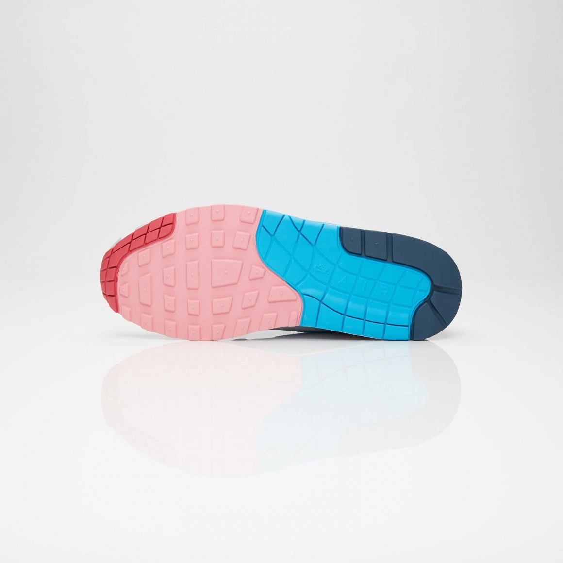 Parra x Nike Air Max 1 - 2018 - AT3057-100