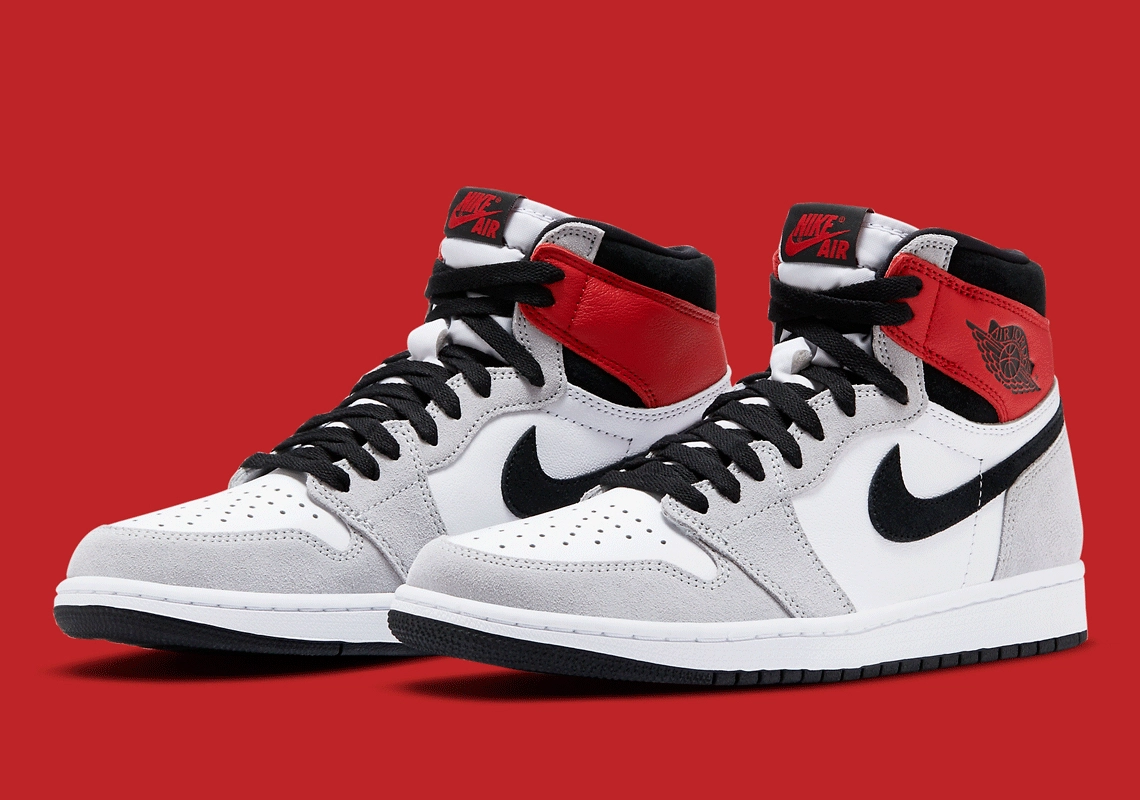 Air Jordan 1 Retro High OG ‘’Light Smoke Grey’’ - 555088-126