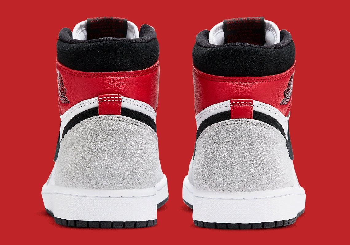 Air Jordan 1 Retro High OG ‘’Light Smoke Grey’’ - 555088-126