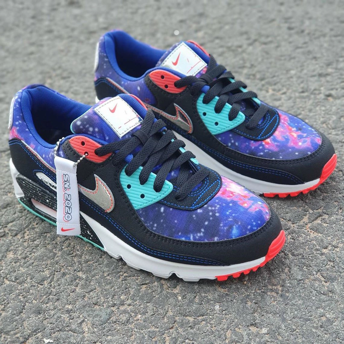 Nike Air Max 90 ‘’Galaxy’’ - ‘’Supernova 2020’’ Pack - CW6018-001