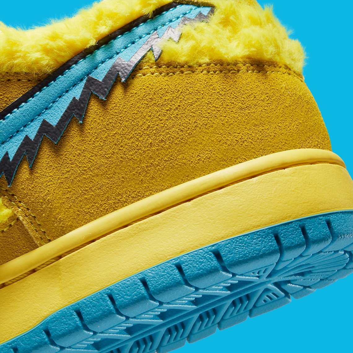 Grateful Dead x Nike SB Dunk ‘’Opti Yellow’’ - CJ5378-700