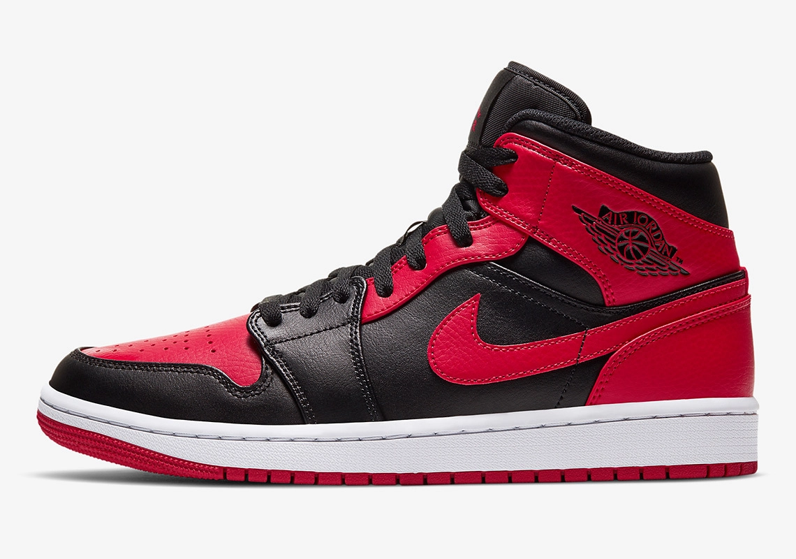 Air Jordan 1 Mid ‘’Bred’’/’’Banned’’ - 554724-074