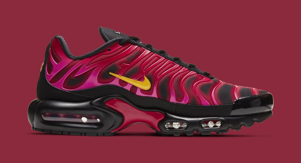 SUPREME x Nike Air Max Plus TN ‘’Fire Pink’’ - DA1472-600