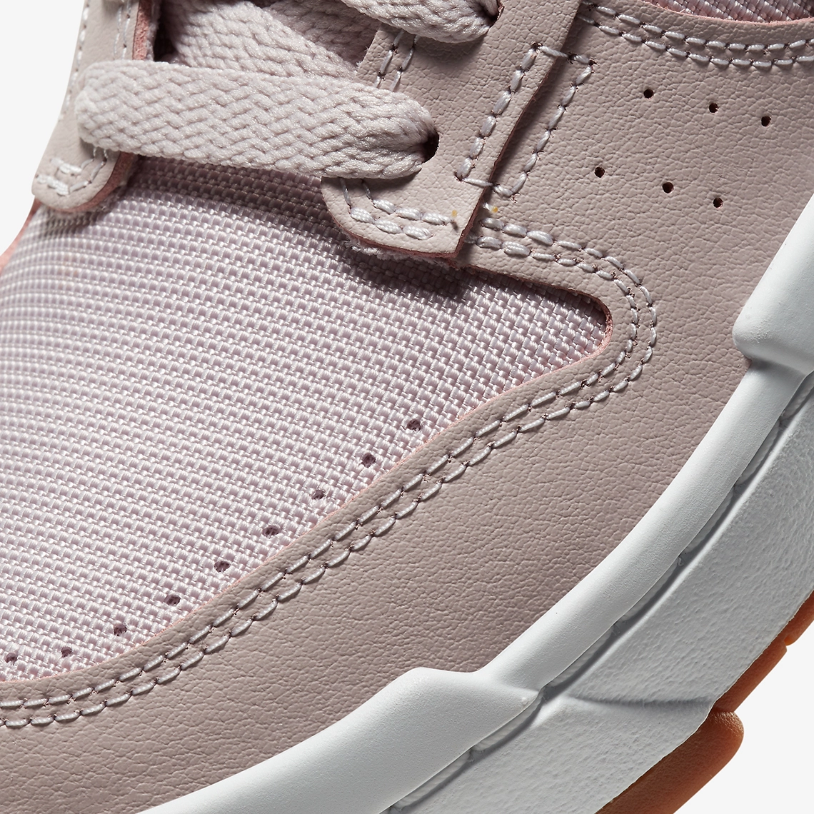 Nike WMNS Dunk Low Disrupt ‘’Platinum Violet’’ - CK6654-003