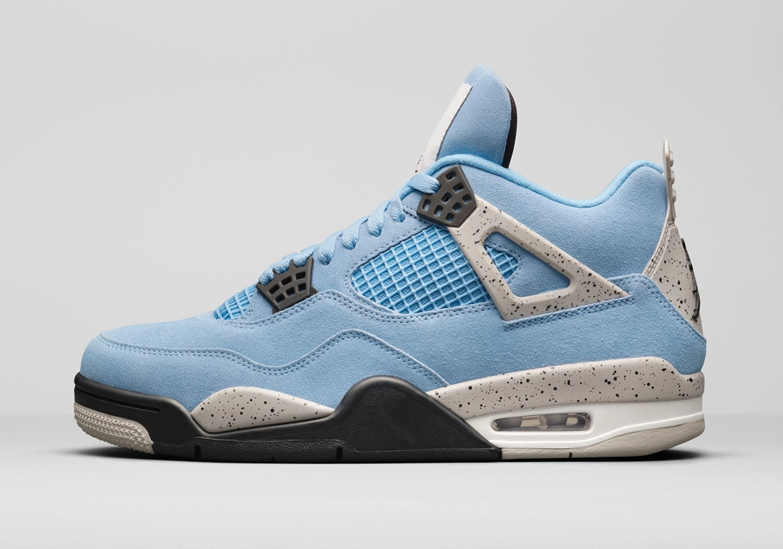 Air Jordan 4 Retro ‘’University Blue’’ - CT8527-400