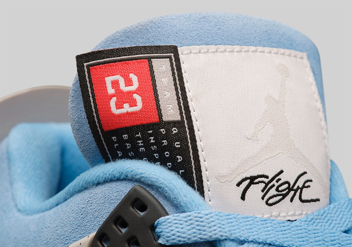 Air Jordan 4 Retro ‘’University Blue’’ - CT8527-400