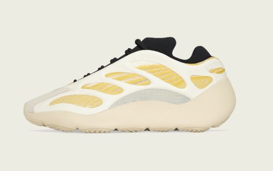 adidas Yeezy 700 V3 ‘’Safflower’’ - G54853