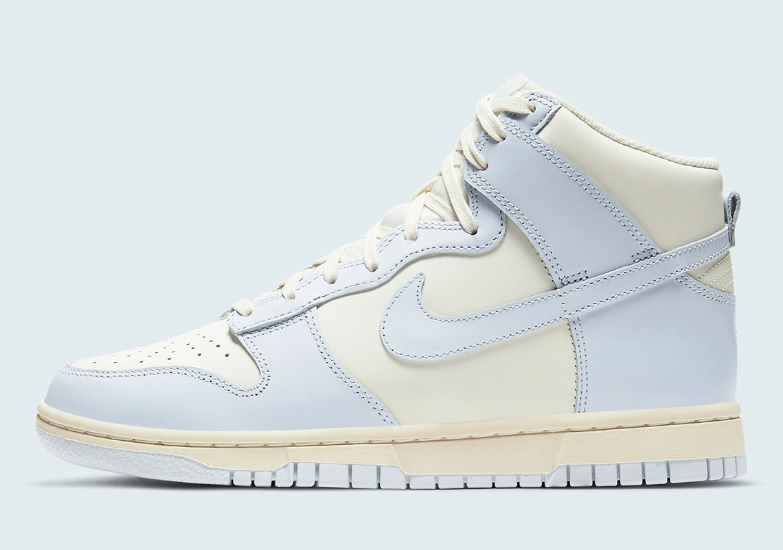 Nike Dunk High WMNS ‘’Football Grey’’ - DD1869-102