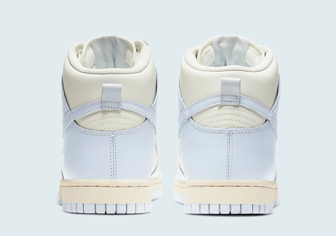 Nike Dunk High WMNS ‘’Football Grey’’ - DD1869-102