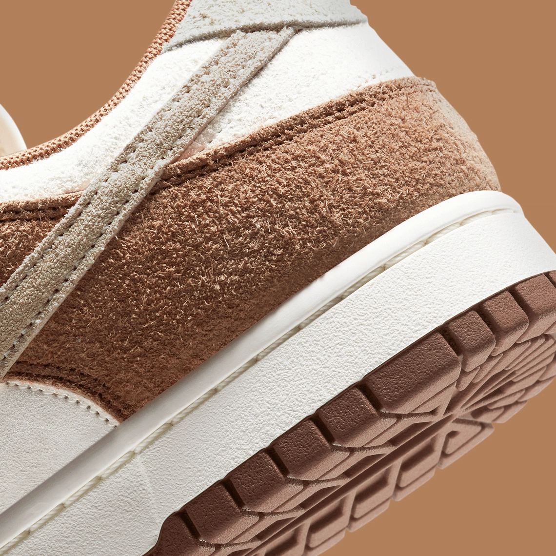 Nike Dunk Low ‘’Medium Curry’’ - DD1390-100