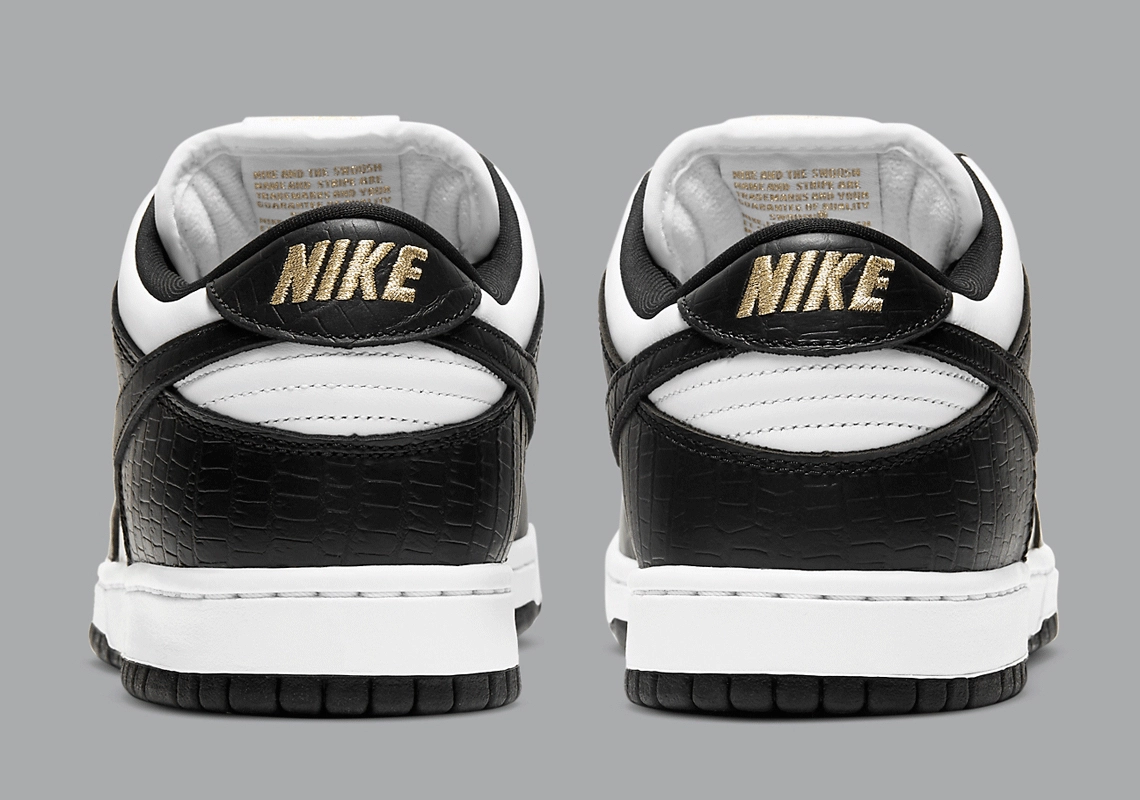 SUPREME x Nike SB Dunk Low ‘’Black’’ - DH3228-102