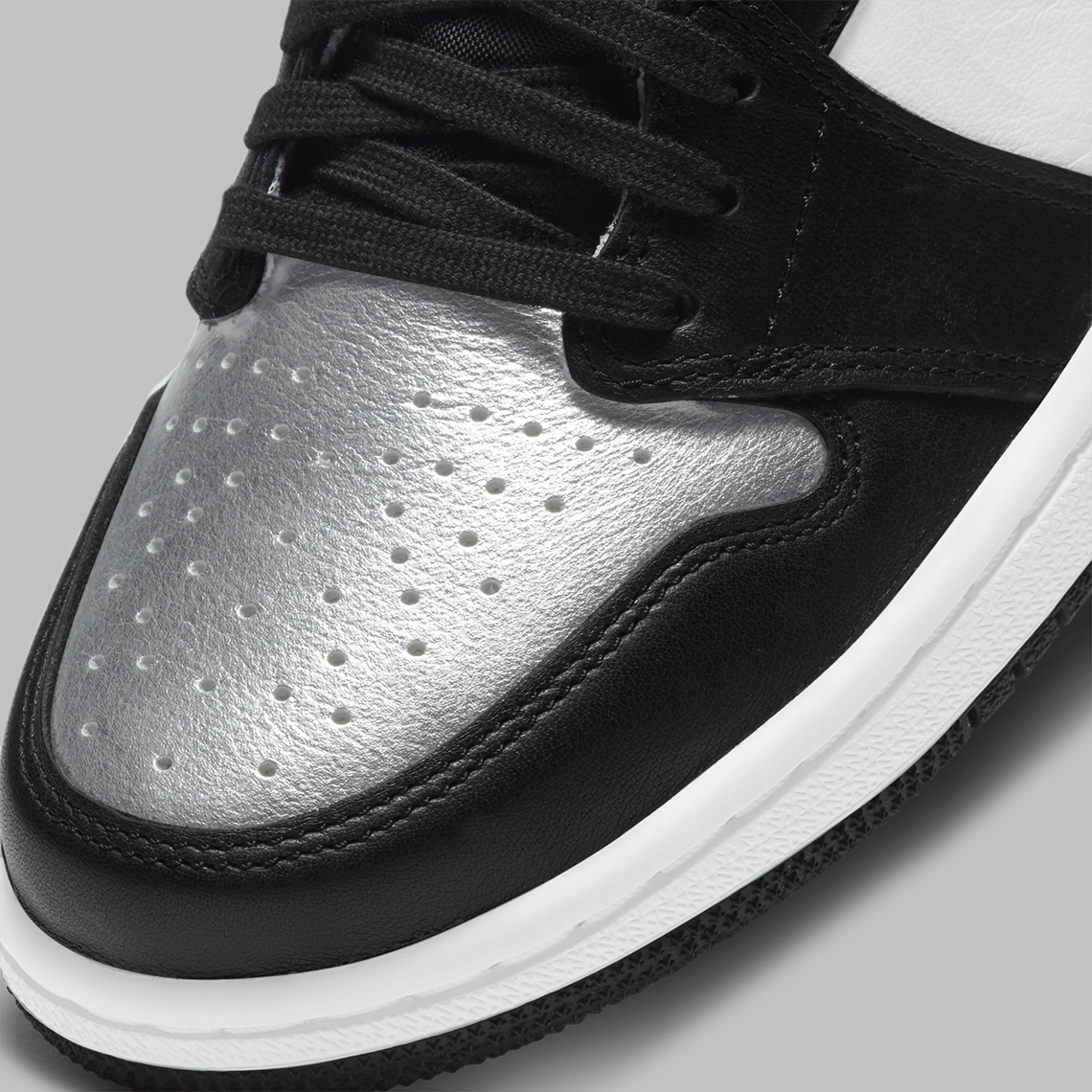 Air Jordan 1 Retro High OG ‘’Silver Toe’’ - CD0461-001
