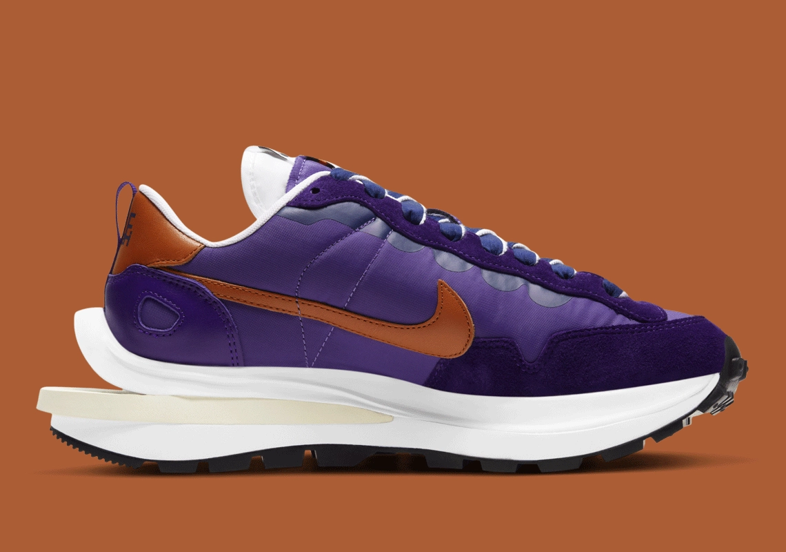 Sacai x Nike VaporWaffle ‘’Dark Iris’’ - DD1875-500