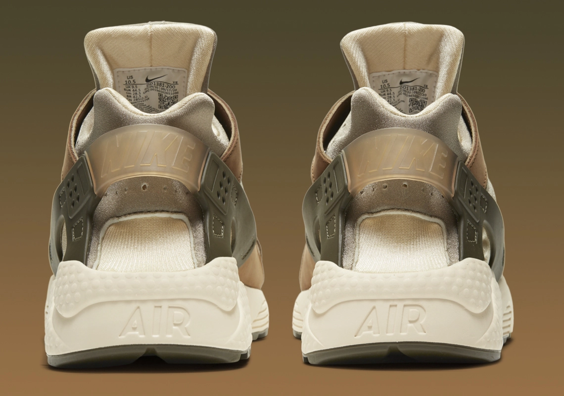 Stüssy x Nike Air Huarache LE ‘’Desert Oak’’ - DD1381-200