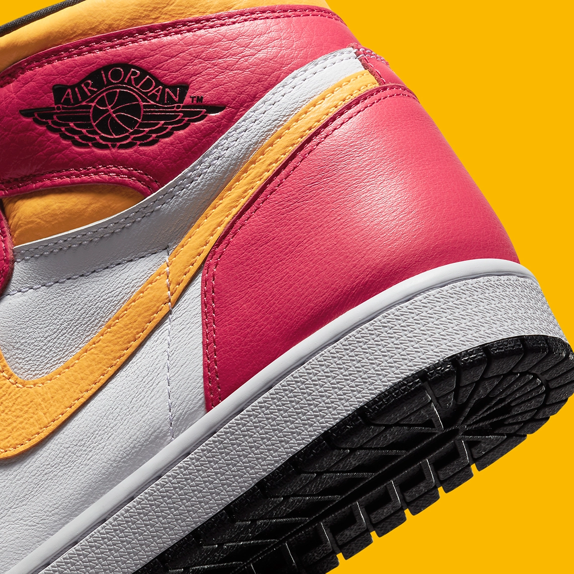 Air Jordan 1 Retro High OG ‘’Light Fusion Red’’ - 555088-603