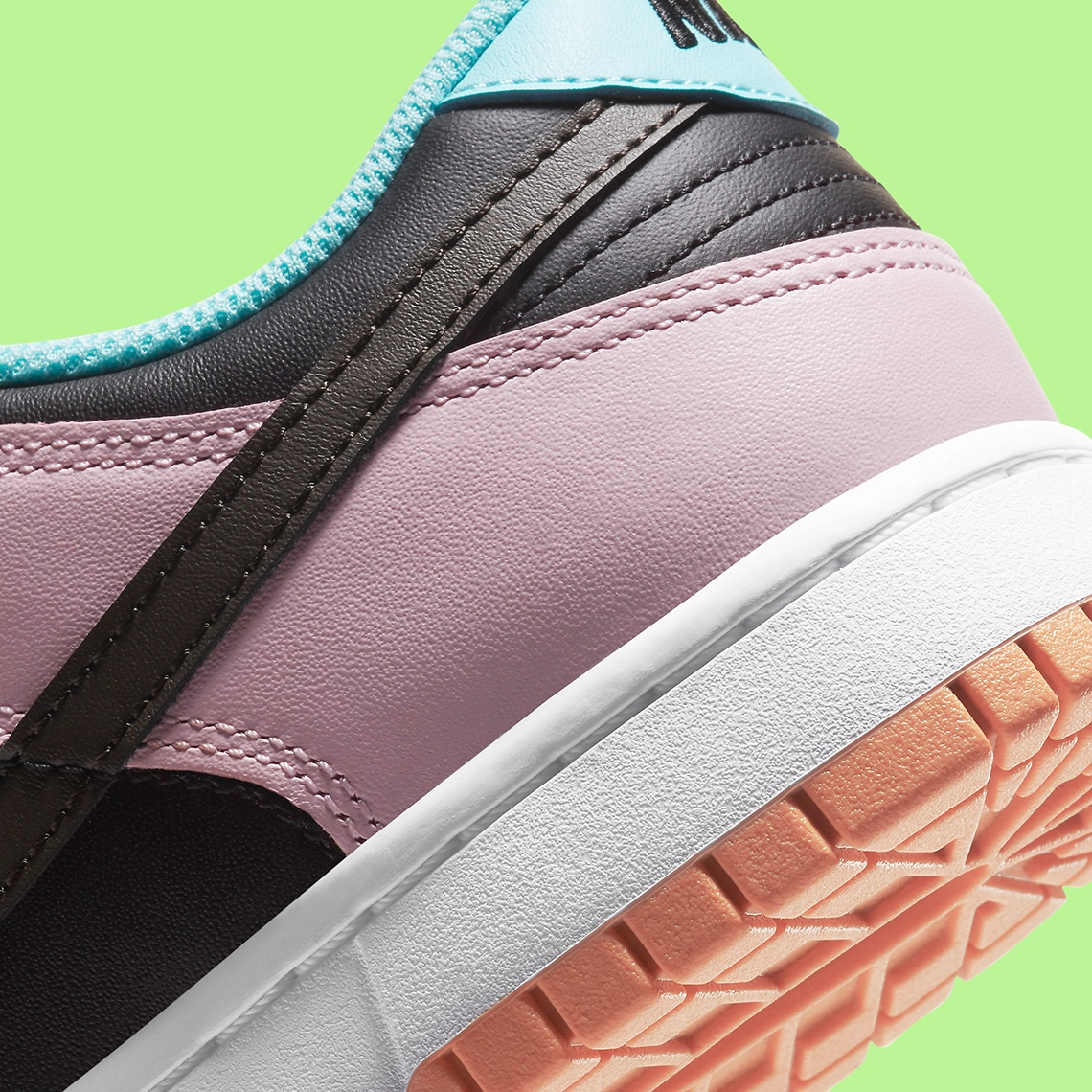 Nike Dunk Low ‘’FREE.99’’ - Black - DH0952-001