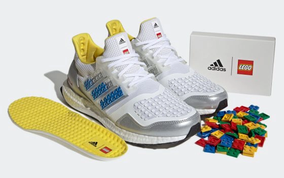 LEGO x adidas Ultraboost 4.0 DNA ‘’Shock Blue’’ - FY7690