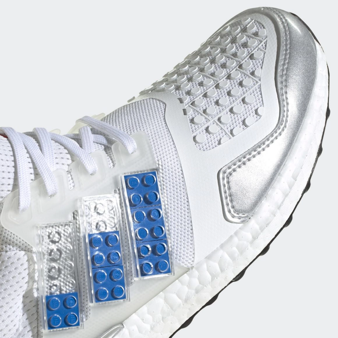 LEGO x adidas Ultraboost 4.0 DNA ‘’Shock Blue’’ - FY7690