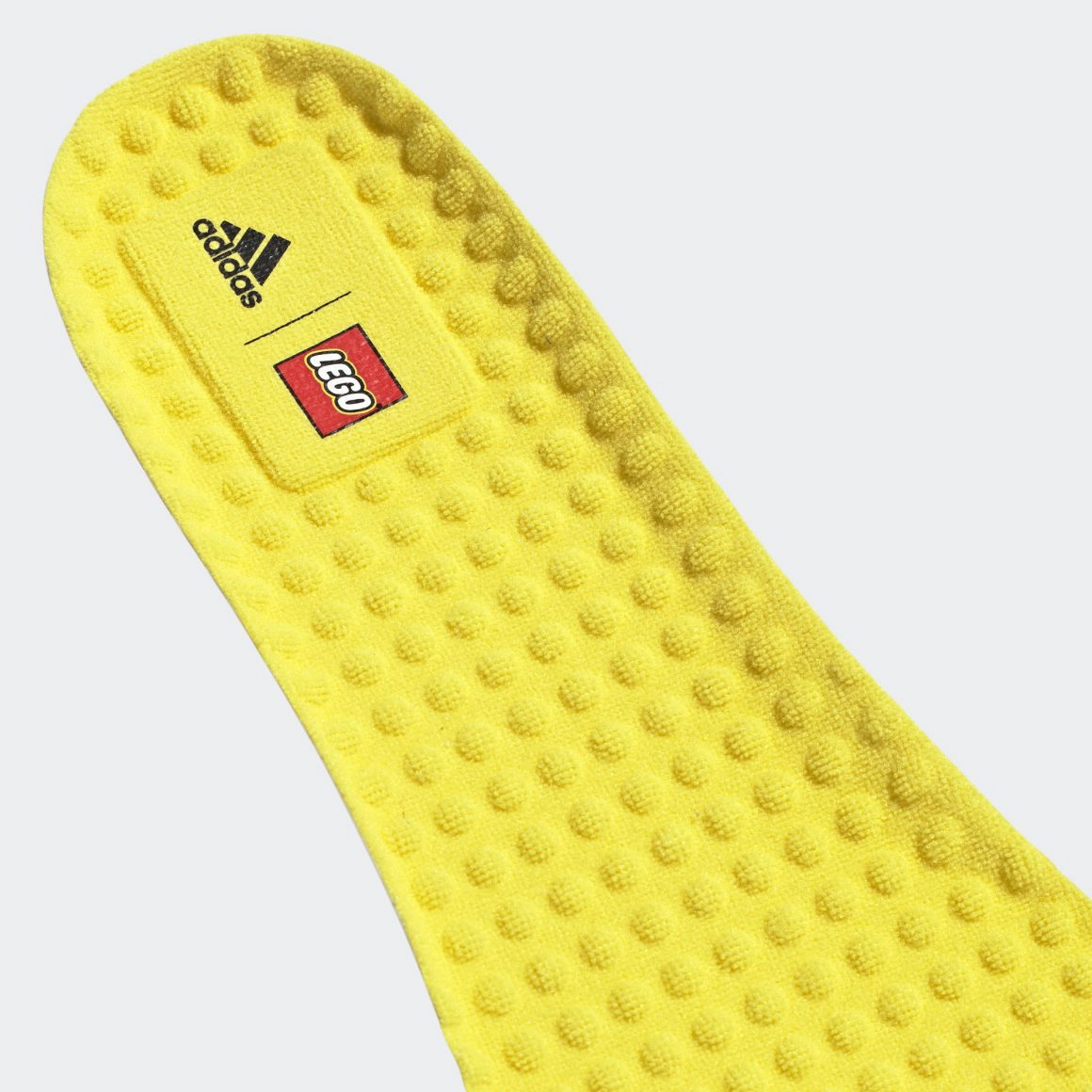 LEGO x adidas Ultraboost 4.0 DNA ‘’Shock Blue’’ - FY7690