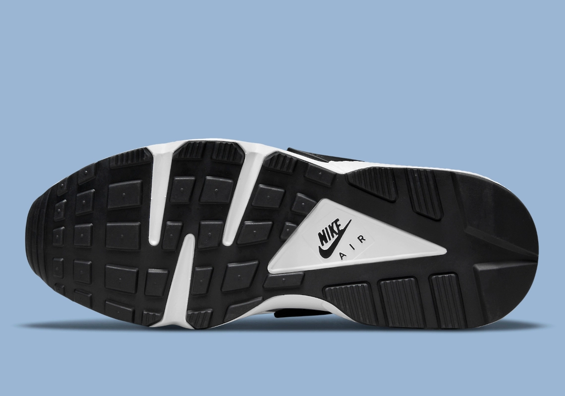 Nike Air Huarache ‘’Concord’’ - DH4439-100