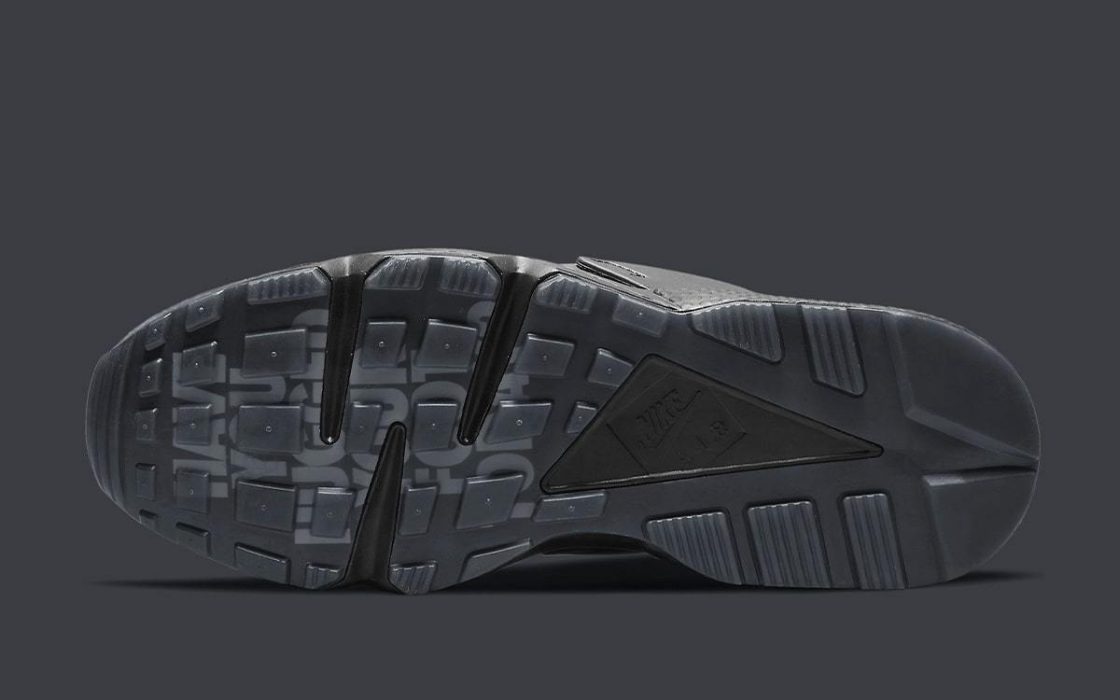Nike Air Huarache ââHave You Hugged Your Foot Today?ââ - DJ6890-001 | Sneaker Style